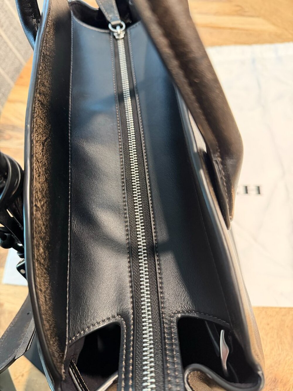Coach Empire Carryall 40 “Loved Leather” Limited Edition • SOLD OUT • EUC - Picture 7 of 12